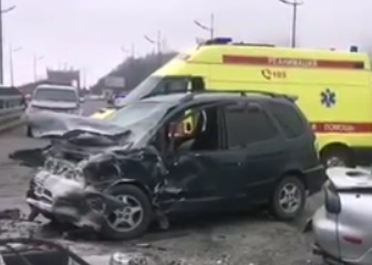 Последствия шокирующего смертельного ДТП во Владивостоке: видео