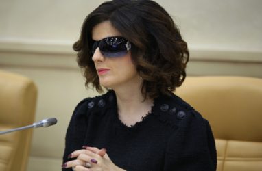 Диана Гурцкая осудила реакцию властей на скандальную школьную вечеринку во Владивостоке