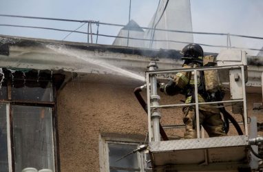 Техника МЧС во Владивостоке способна тушить пожары в домах до 17-ого этажа — ведомство