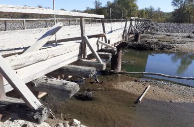 Ещё один мост может рухнуть в Приморье — жители