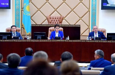 Дарига Назарбаева встретилась с главами парламентов пяти стран