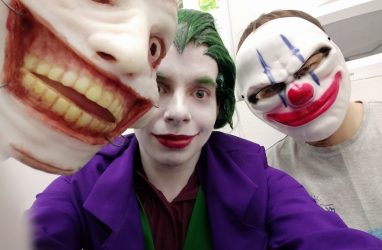 «Банда» клоунов во главе с Джокером «напала» на библиотеку во Владивостоке