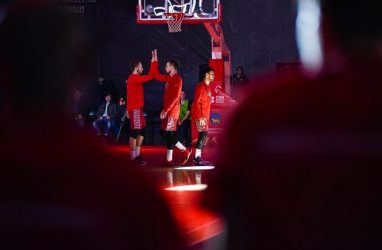 Баскетболисты «Спартака-Приморье» уверенно победили в Сургуте