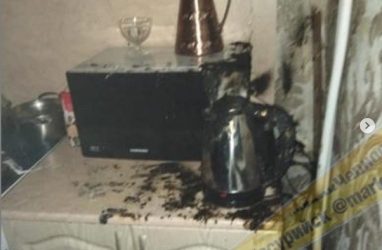 «Купили чайник за 500 рублей»: в Приморье чуть не сгорела квартира