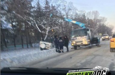«Улетел» в кювет и перевернулся: внедорожник попал в ДТП в Приморье