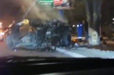«От машины ничего не осталось»: шокирующее ДТП произошло в Приморье — видео