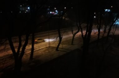 Снегопад обрушился на Владивосток