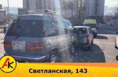 Отказали тормоза: во Владивостоке произошло массовое ДТП с пострадавшими