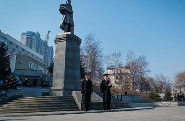 Во Владивостоке почтили память знаменитого флотоводца Степана Макарова