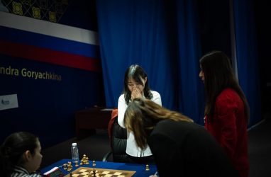 Шахматные баталии во Владивостоке завершились победой китаянки