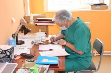 В Приморье у пожилой пациентки больницы выявили коронавирус
