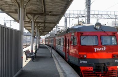 В Приморье восстановили движение 24 пригородных поездов