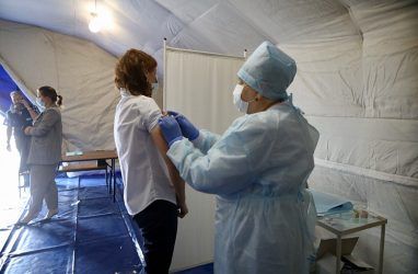 В Приморье уже поступило 85% вакцины от гриппа