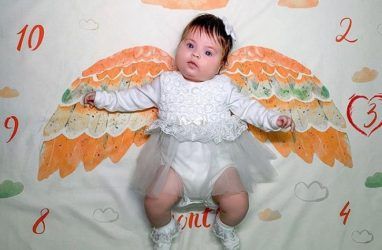 Ольга Рапунцель показала новые фото своей второй дочери