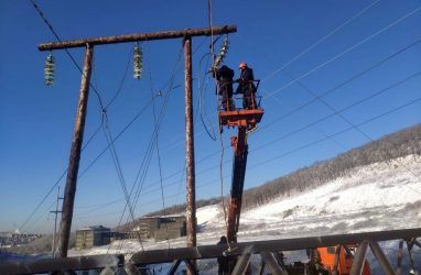В пригороде Владивостока восстановили электроснабжение большей части потребителей