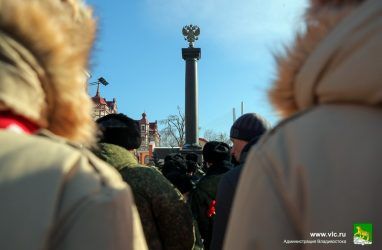 Территории у стелы «Город воинской славы» во Владивостоке потребовался ремонт