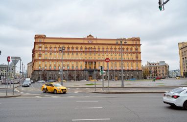 Дзержинский или Невский: на Лубянке появится новый памятник