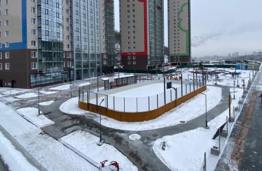 Во Владивостоке в новом жилом комплексе все парковочные места раскупили за два часа