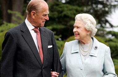 В Великобритании прооперировали 99-летнего супруга королевы Елизаветы II