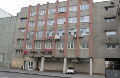 Сорвался тендер по ремонту «Военторга» в центре Владивостока