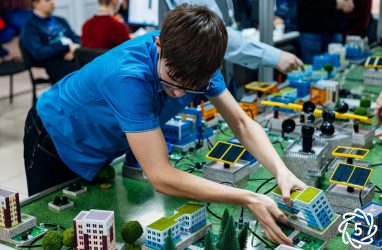 Школьник из Владивостока отличился на всероссийской инженерной олимпиаде