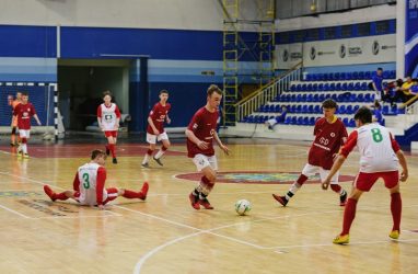 Футбольная команда из Приморья победила на всероссийском турнире для сирот