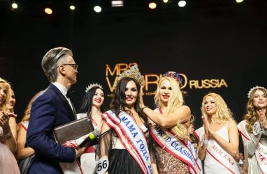 «Мамой года — 2021» стала красотка из Владивостока