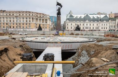 Выяснилось, как продвигается строительство сухого фонтана во Владивостоке