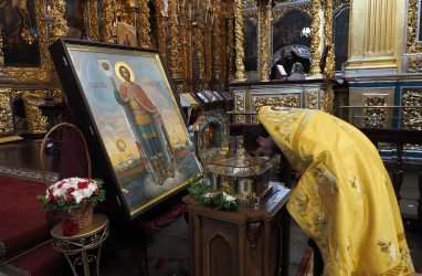 Ковчег с частицей святых мощей Александра Невского встретят во Владивостоке
