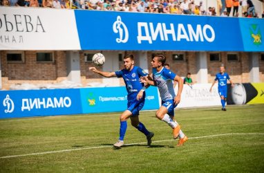 Играя в меньшинстве, футболисты «Динамо-Владивосток» разгромили «Арсенал-2»