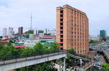 ВГУЭС выкупил четыре этажа в бывшем здании ДВФУ