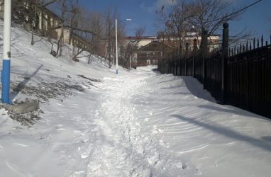 На вице-мэра Владивостока завели дело из-за снегопада