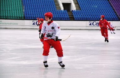 «Восток» и «СКА-Нефтяник-2» обменялись победами