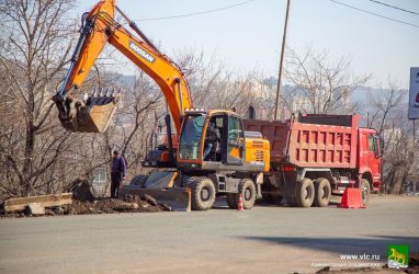 На этот раз в центре: аварийные работы на сетях канализации проведут во Владивостоке