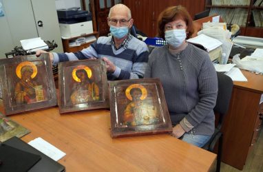 Музей истории Дальнего Востока имени Арсеньева получил в дар старинные иконы
