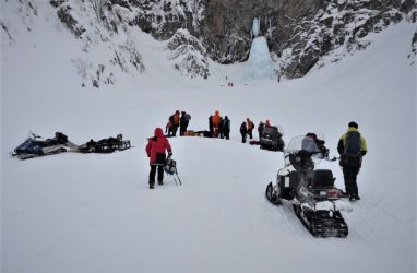 На Камчатке завершили следствие по делу о трагедии на водопаде. Тогда пострадали и приморцы