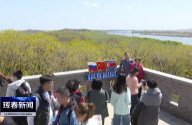 Город на границе России, Китая и КНДР вновь привлекает многочисленных туристов