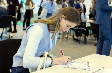 Самые дефицитные специальности в Приморье назвали в hh.ru (список)