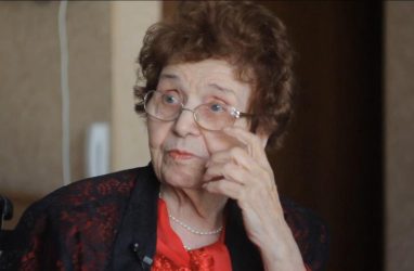 В Приморье умерла легендарный врач. Ей было 94 года