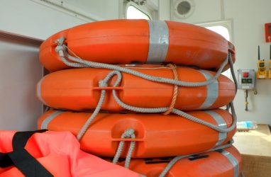 В Приморье морякам с судна Atlantic Ray вернули долг в сумме 21750 долларов США