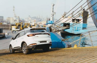 Доход автомошенников из Владивостока превысил 34 млн рублей