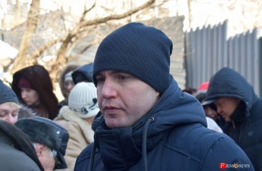 Приморского общественника Сергея Мильвита оставили под арестом