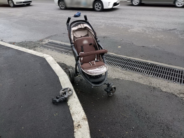 Сбил коляску с ребёнком: ДТП произошло во Владивостоке