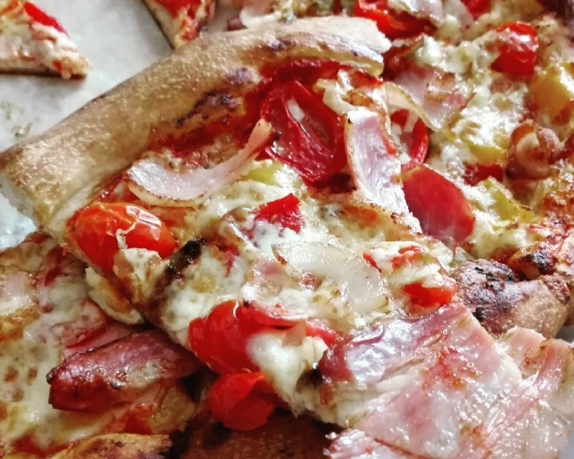 Сеть пиццерий Domino’s Pizza откроет свои заведения во Владивостоке