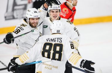 Хоккеисты «Адмирала» победили в гостях лидеров Восточной конференции КХЛ
