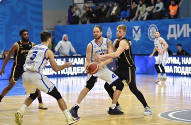 Баскетболисты владивостокского «Динамо» одержали три победы подряд