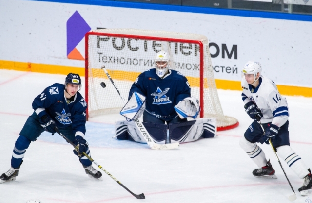 Молодёжная команда из Владивостока проиграла выездной матч МХЛ