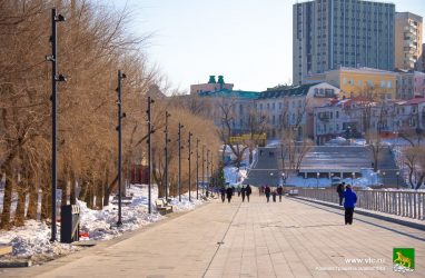 «Убожество!»: некоторые жители Владивостока оказались в шоке от обновлённой главной набережной города