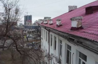 Бастрыкин заинтересовался аварийным домом в центре Владивостока