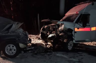 В Приморье в ДТП со «скорой» погиб водитель Honda CR-V c 15-летним стажем